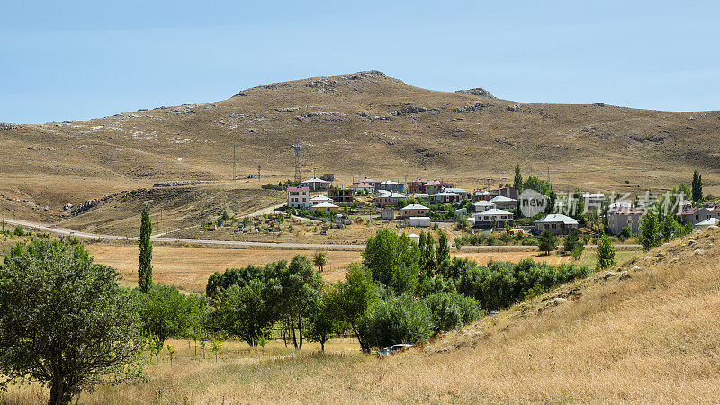 安纳托利亚中部的一个小村庄，靠近Kayseri And kahramanmaras